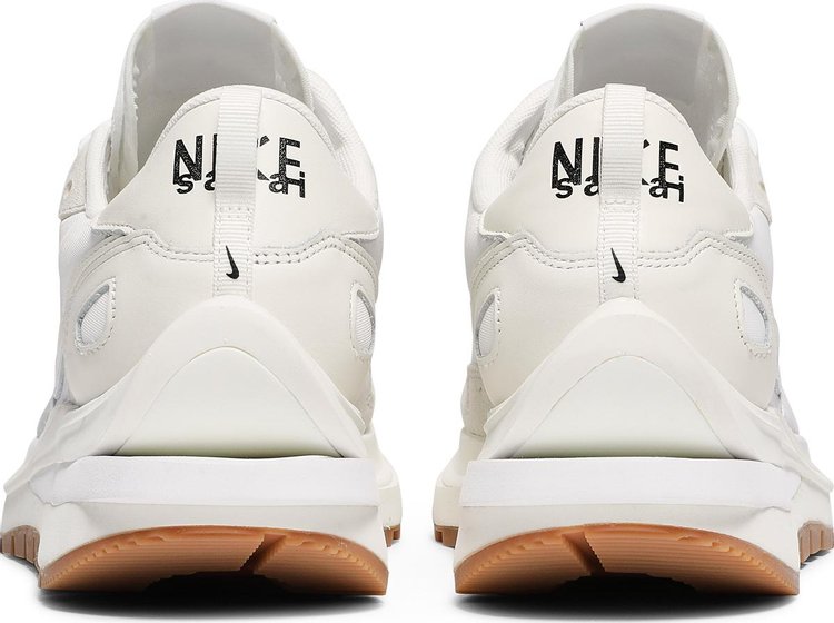 Nike Vaporwaffle sacai Sail Gum